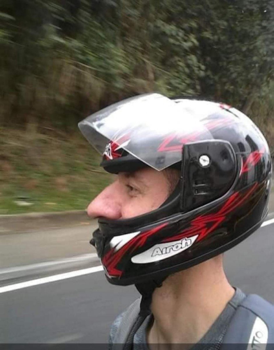 Мотоциклетный шлем юмор