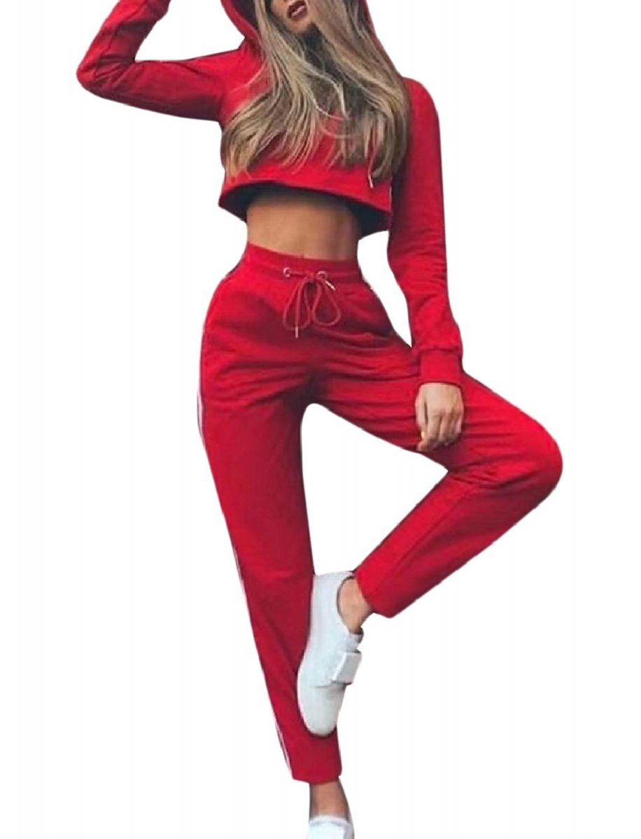 Женский красный спортивный костюм с полосками