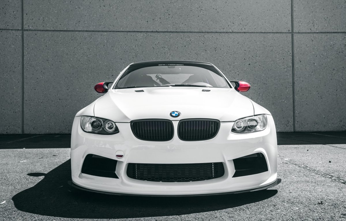 BMW e92 ночью