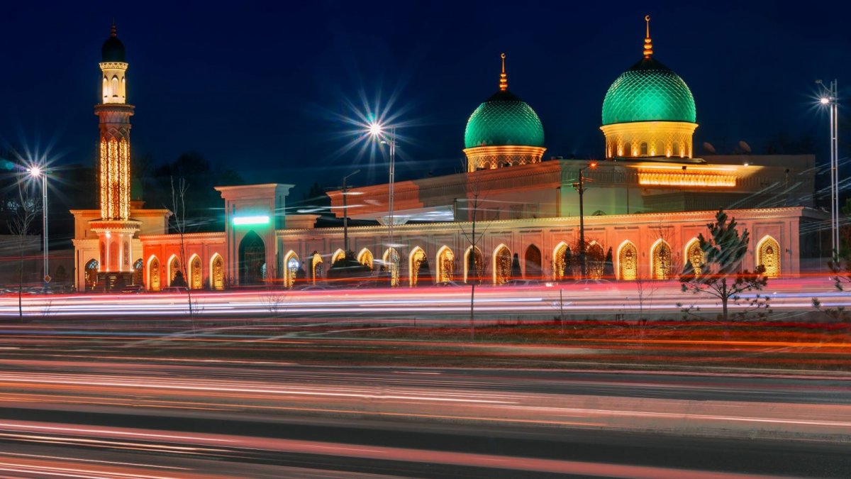 Мечеть минор в Ташкенте