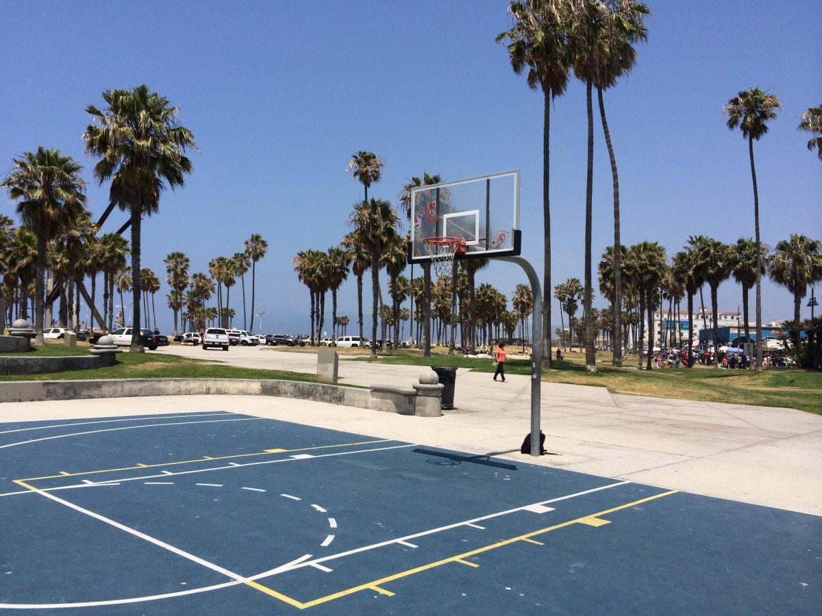 Venice Beach баскетбольная площадка