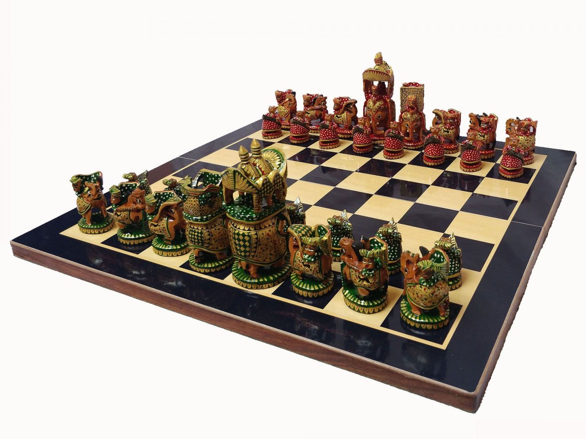 Индийские шахматы 10 на 10