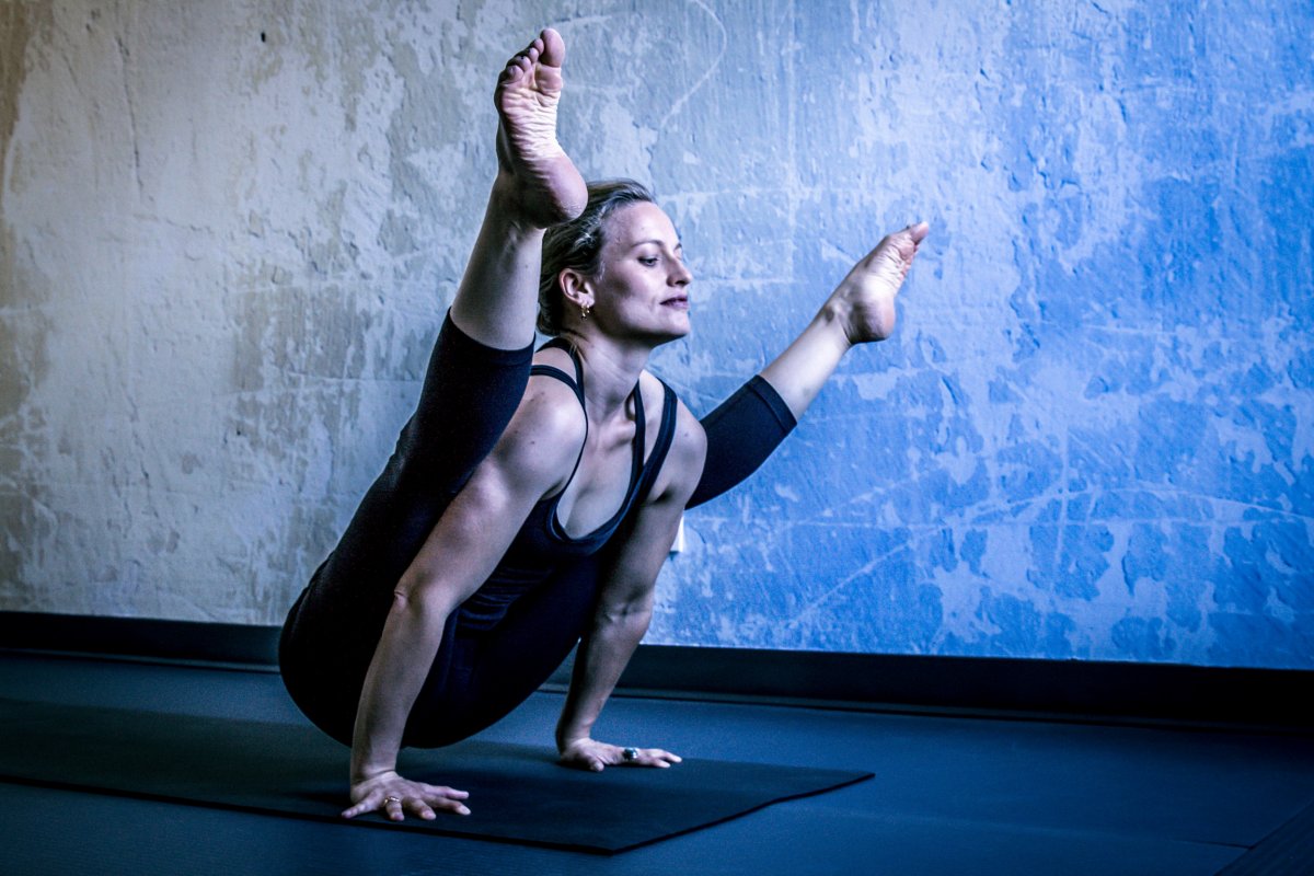 Аштанга йога комплекс упражнений