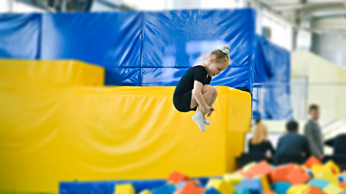 Jolly Jump Абакан батутный центр
