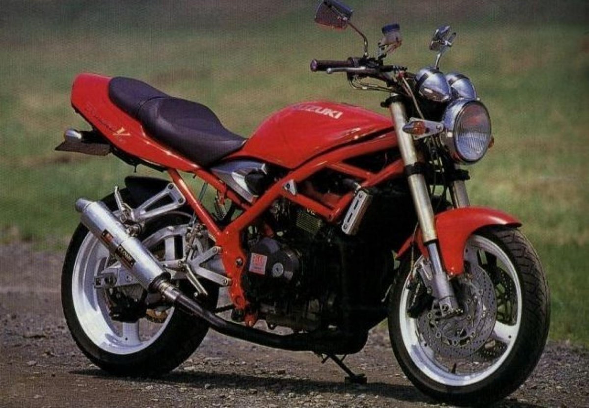Мотоцикл Сузуки бандит 1250