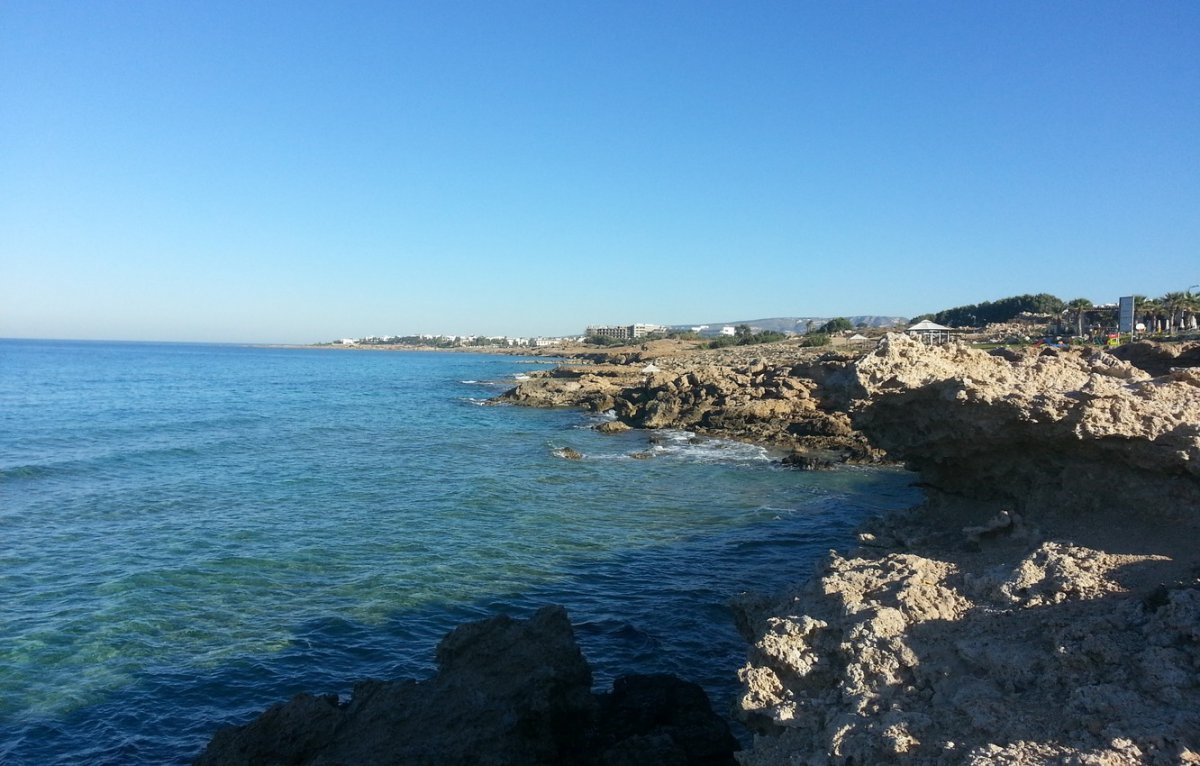 Лазурный берег Кипр