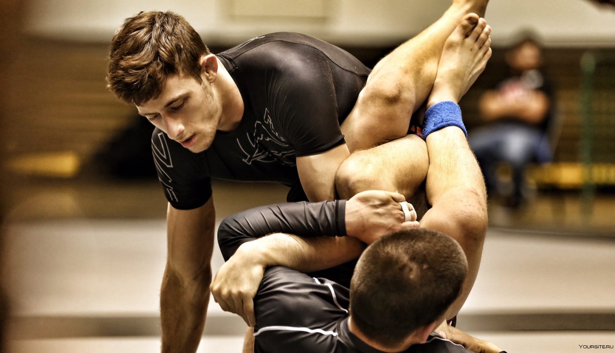 Сергей Морозов UFC Умар Нурмагомедов
