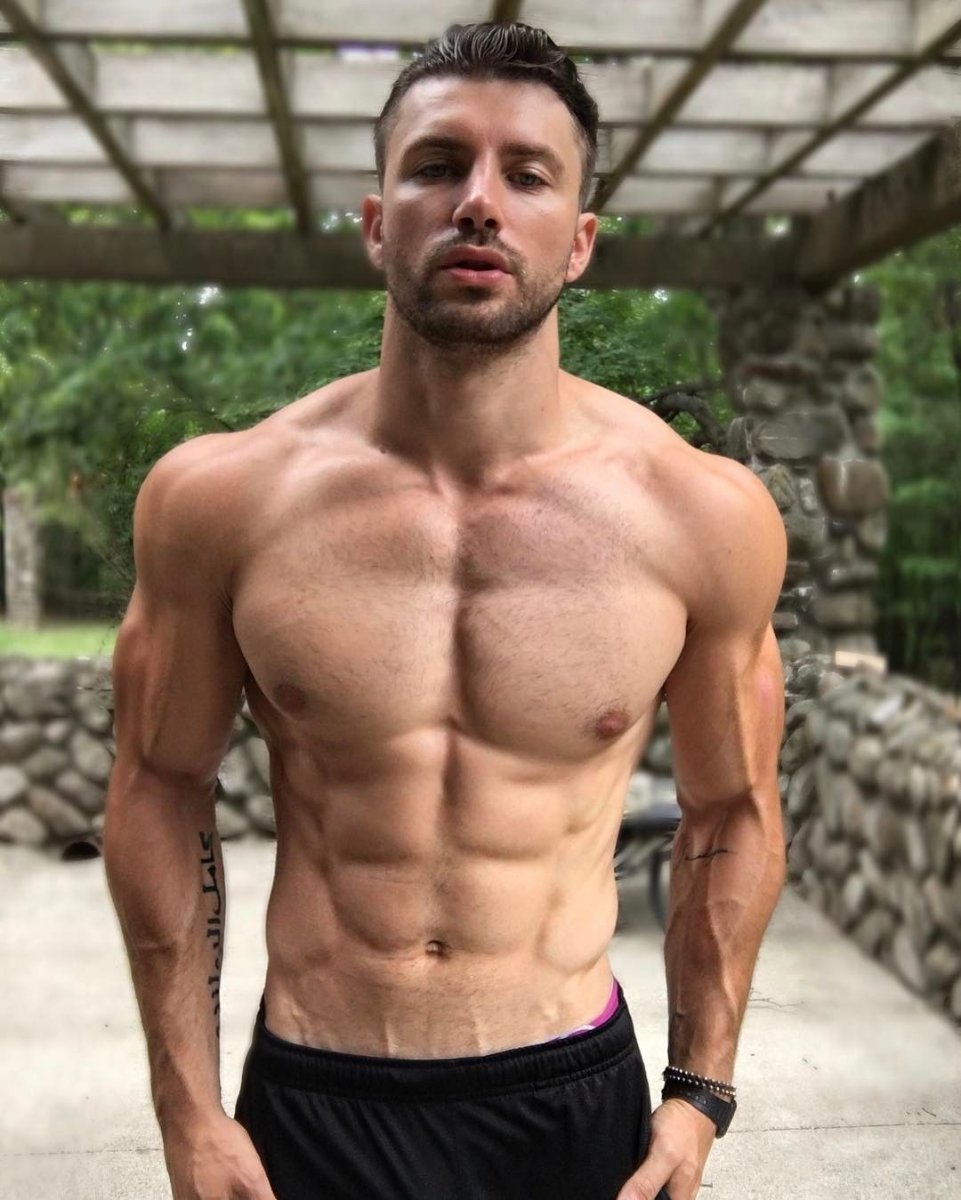 Kamil Nicalek торс