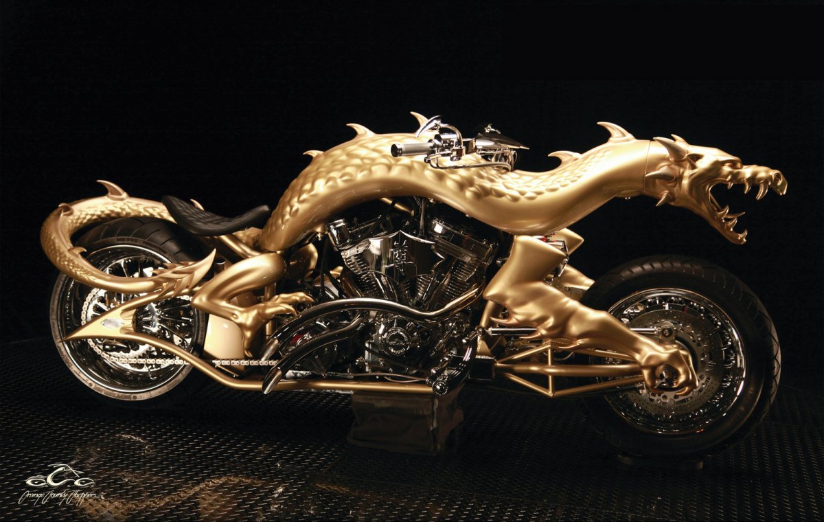 Мотоцикл из бронзы