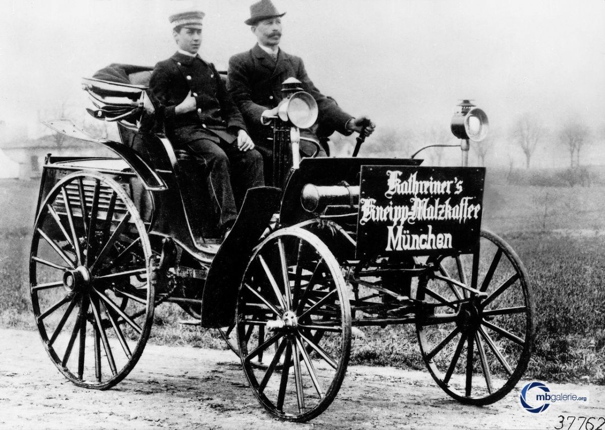 Даймлер Бенц первый автомобиль