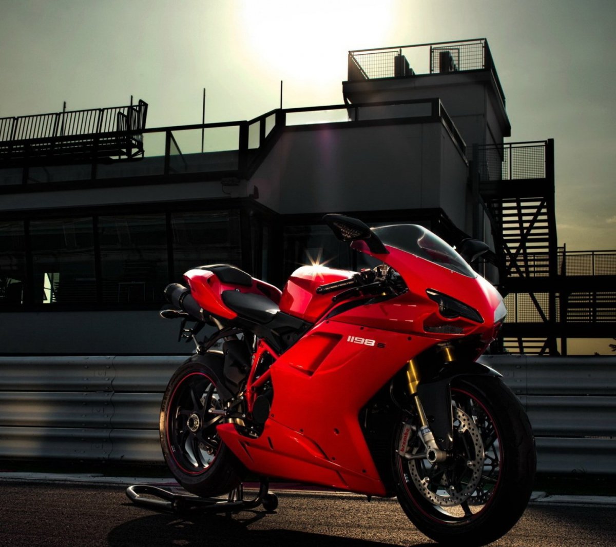 Мотоцикл Ducati Diavel