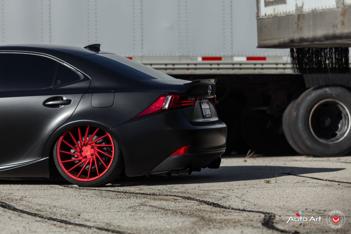 Lexus is 250 красный Воссен
