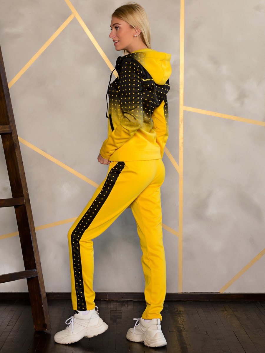Жёлтый костюм адидас женский