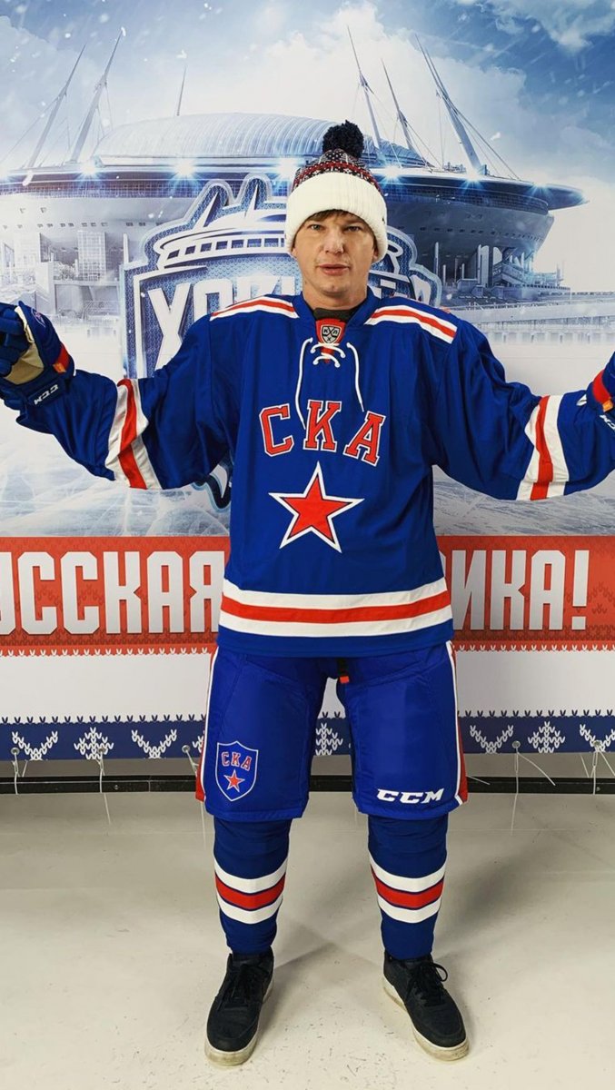 Андрей Аршавин хоккей
