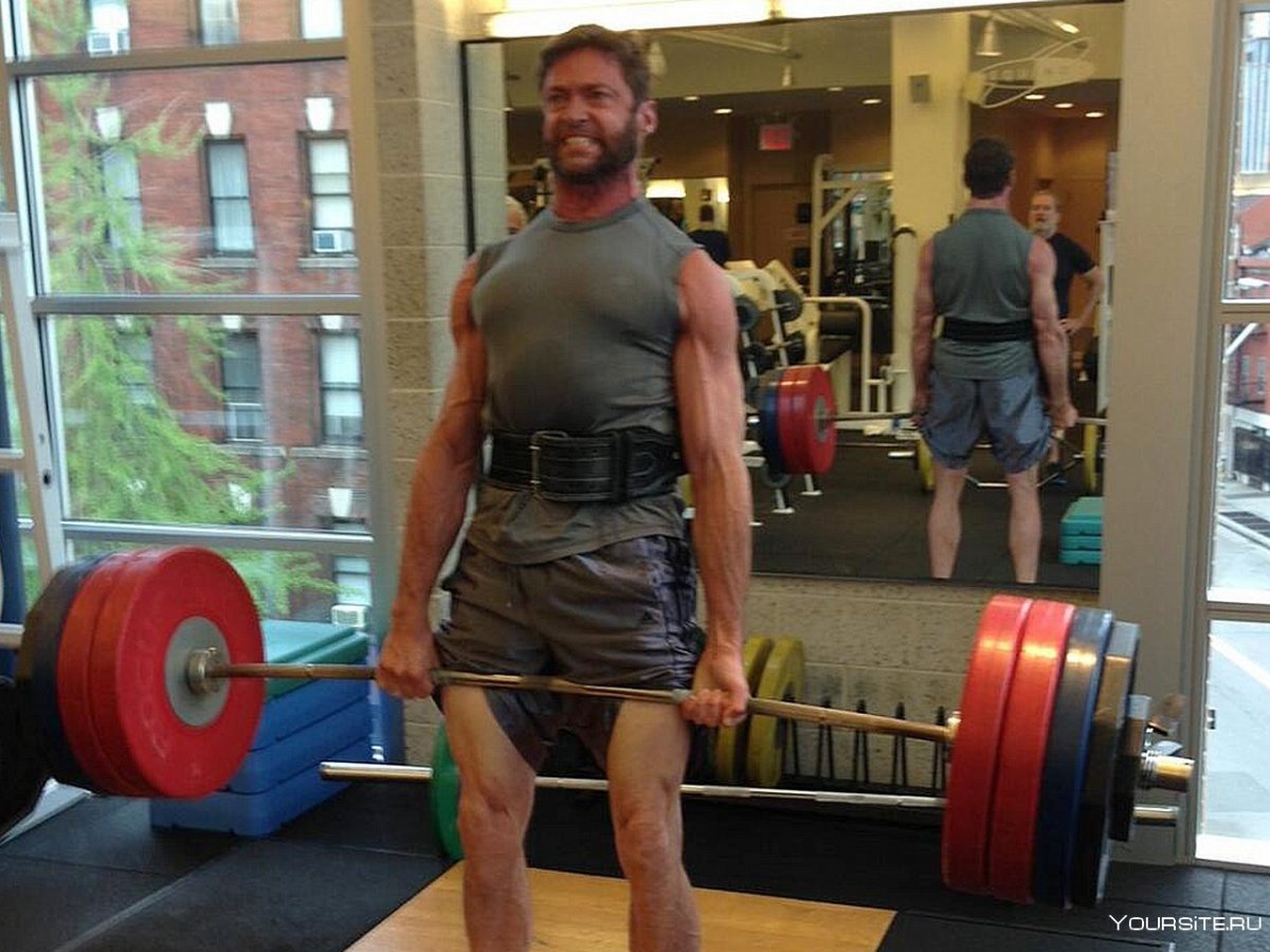 Хью Джекман в спортзале