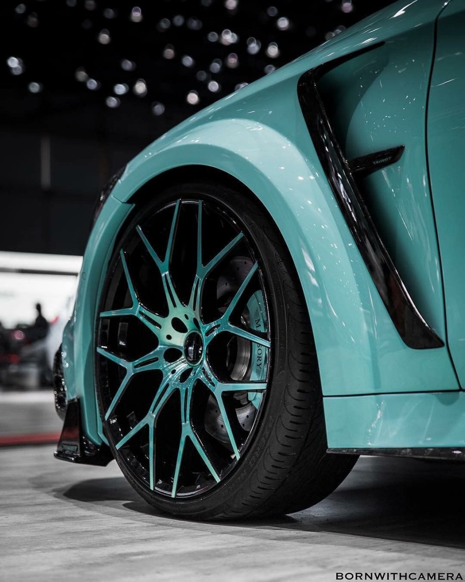 Необычные автомобильные диски