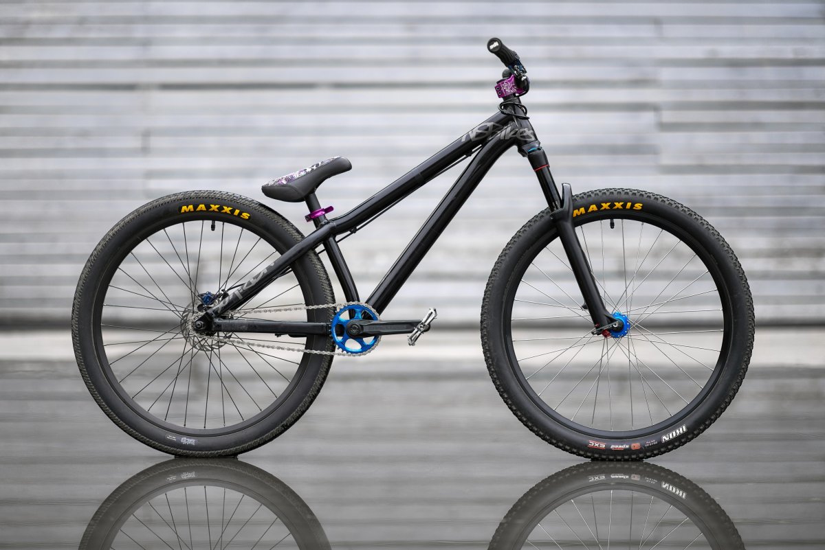 Велосипед BMX Dirt