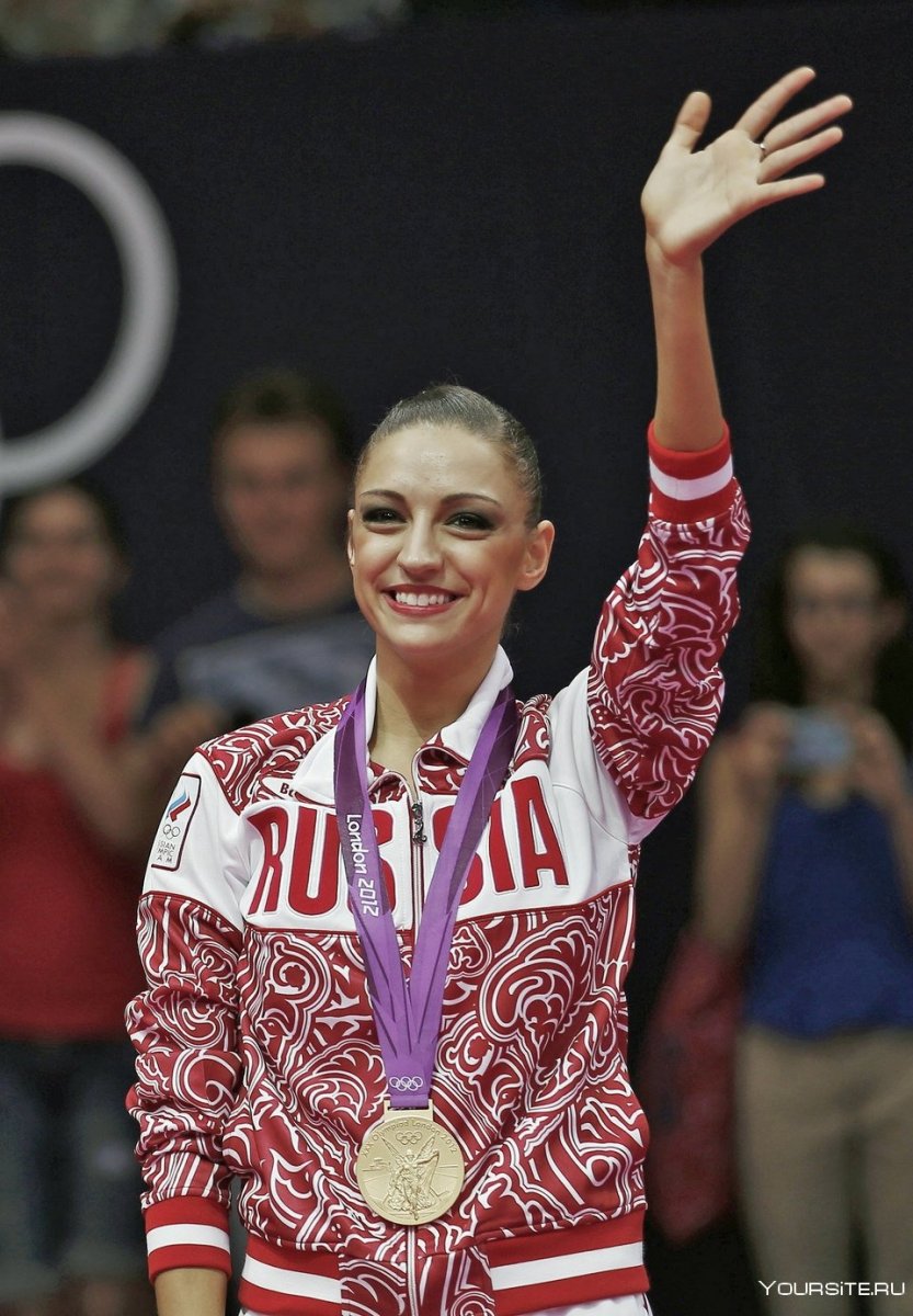 Дина Аверина булавы 2022