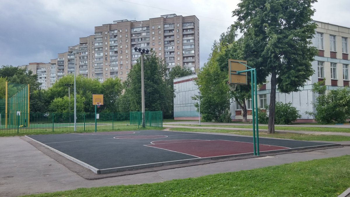 Ул Академика Варги баскетбольная площадка