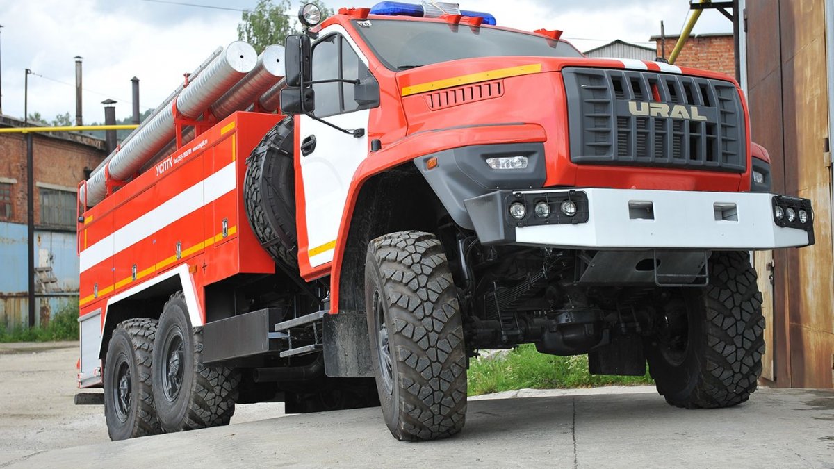 Пожарная машина Урал 43206
