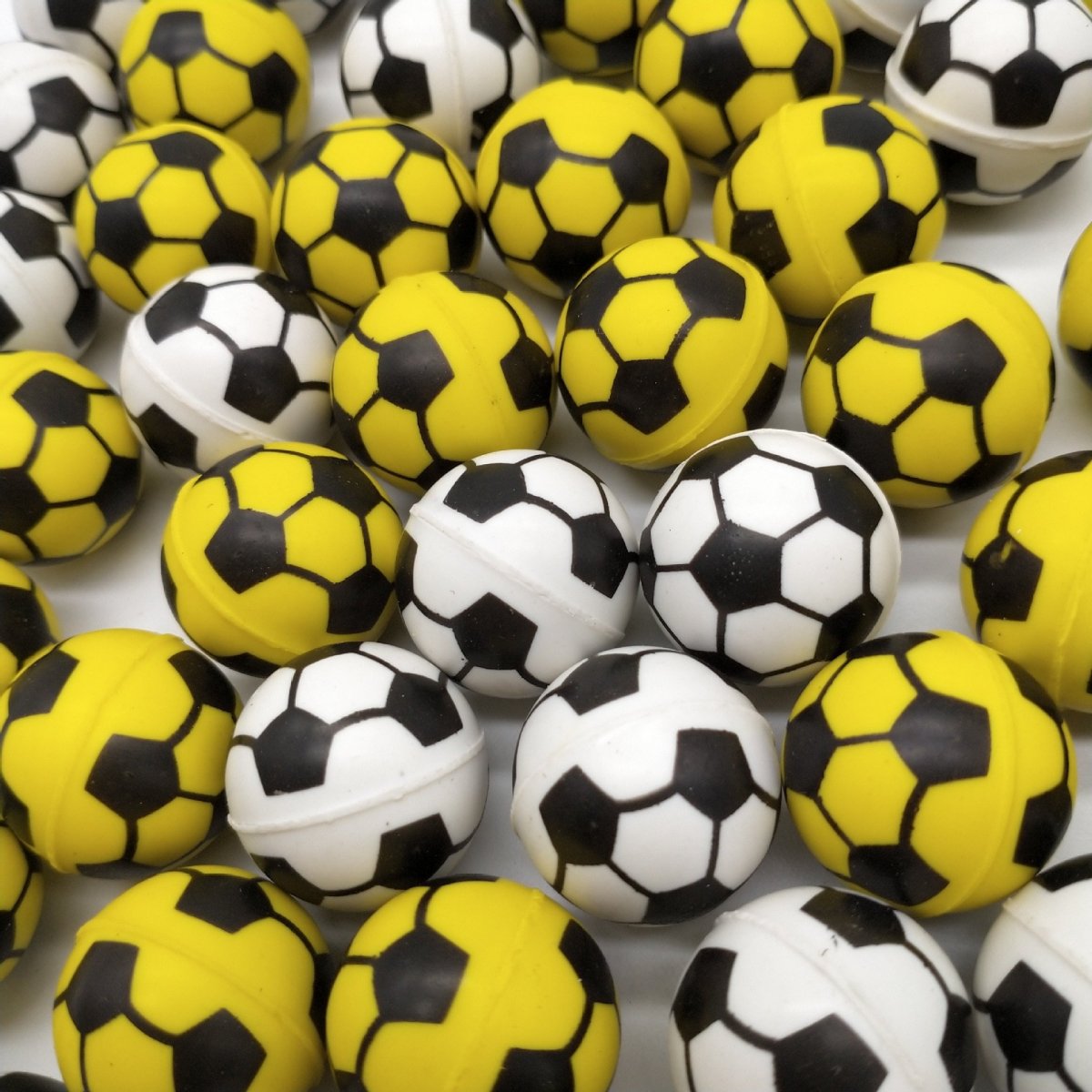 Стилизованный футбольный мяч