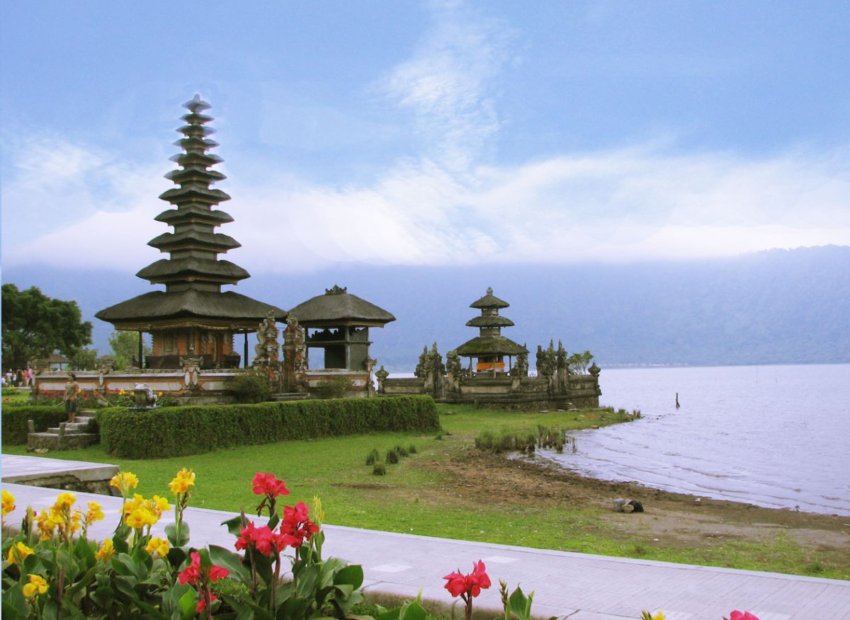 Бали (остров в малайском архипелаге)