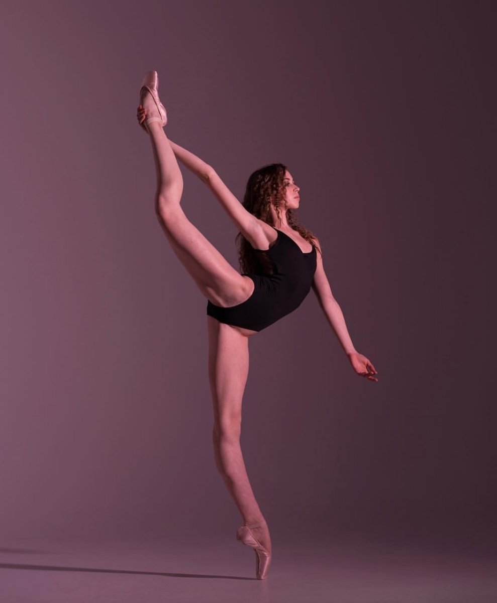 Арина Денисова балерина