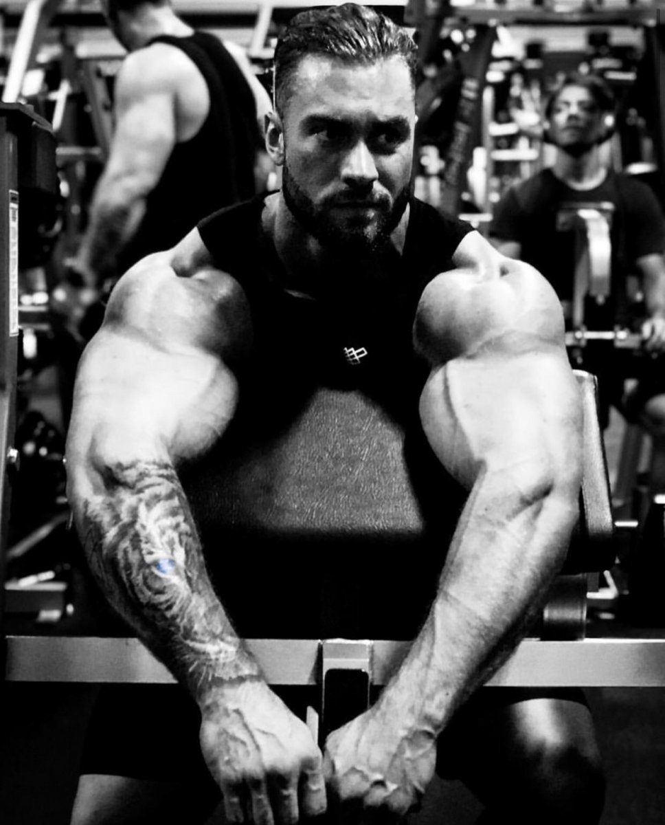 Greek bodybuilder Christos pistolas