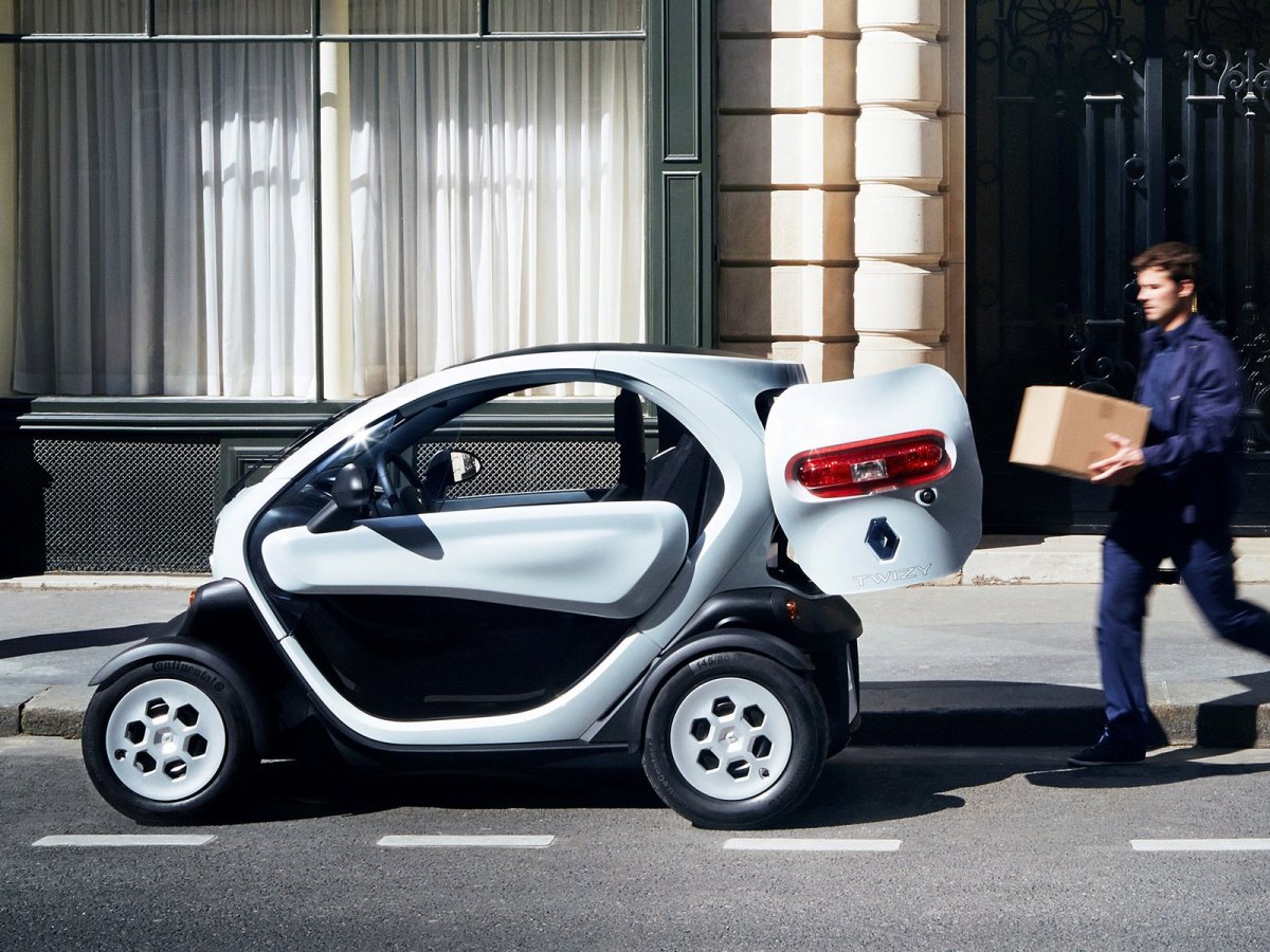 Renault Twizy at, 2018