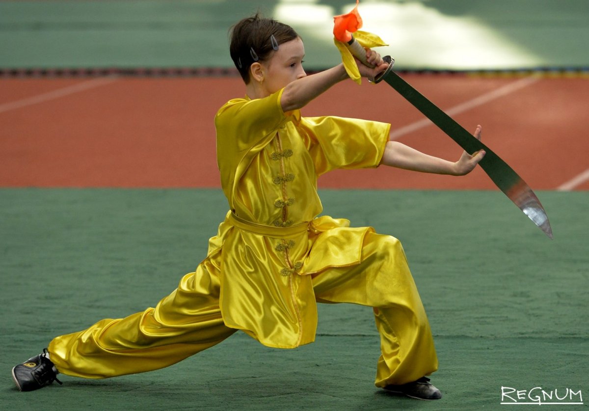 Боец ушу саньда