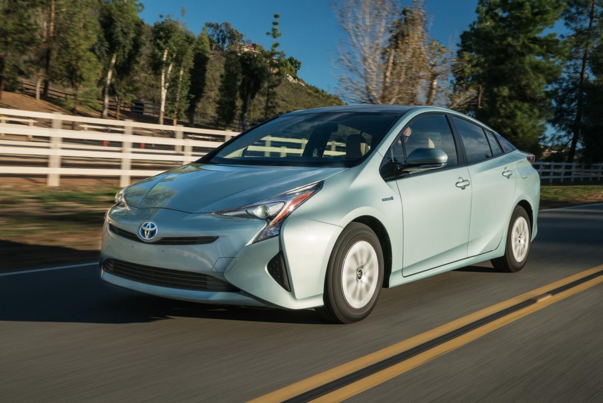 Toyota Prius Hybrid 2016