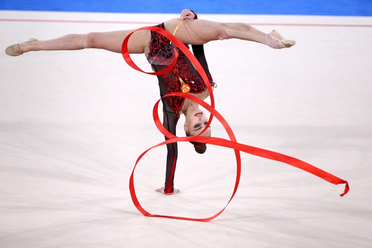 Софья Хуболова гимнастика