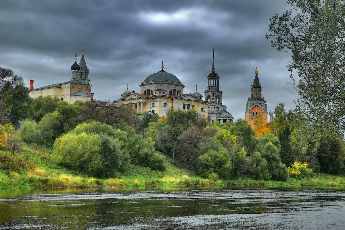 Борисоглебский монастырь Торжок осень