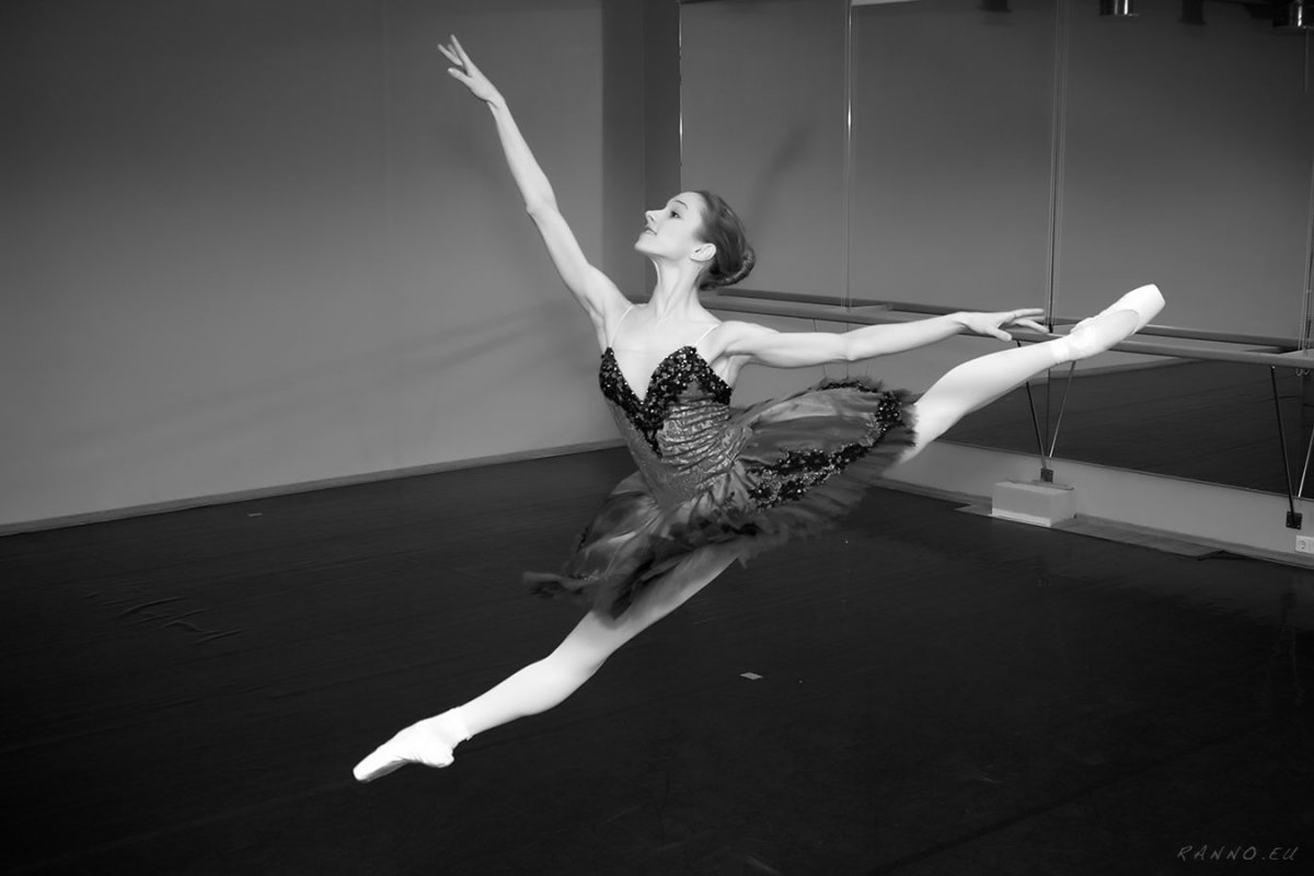Уроки балета шпагат