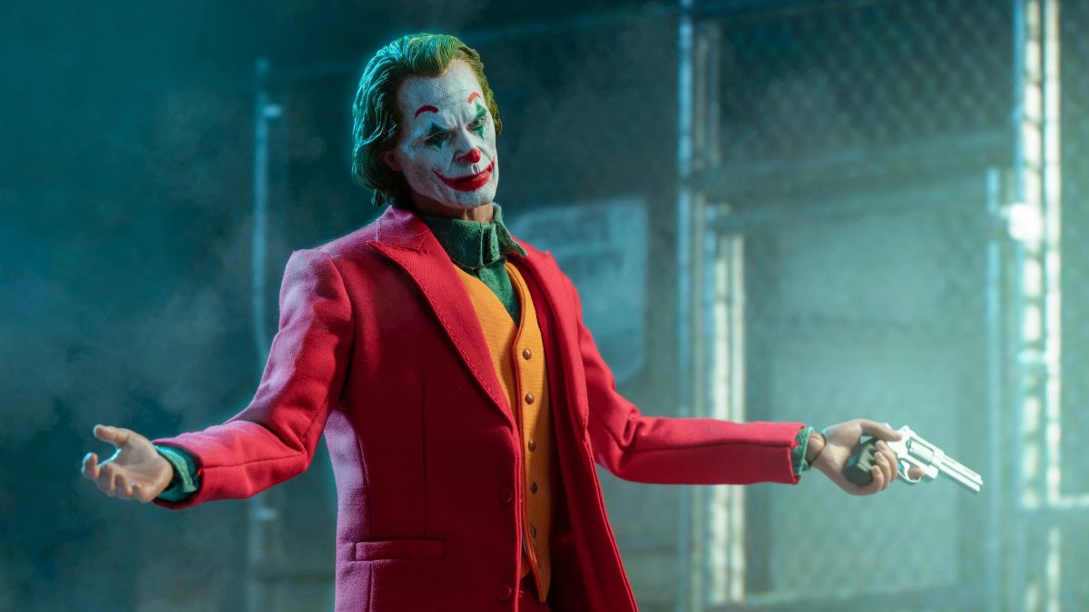 Тёмный рыцарь хит Леджер в полицейской машине