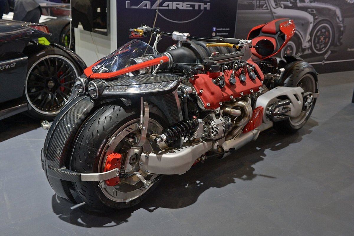 Трёхколёсный мотоцикл Harley Davidson