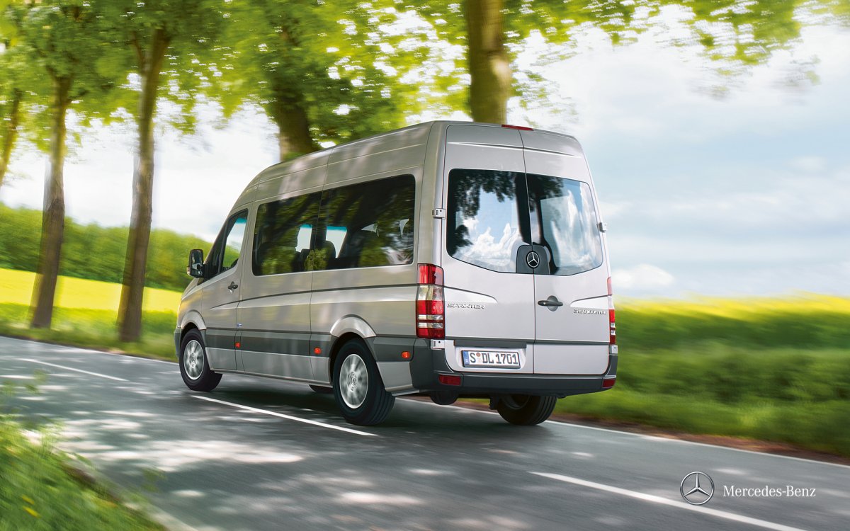 Mercedes-Benz микроавтобус 2021