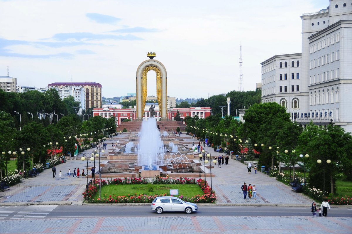 Душанбе парк истиклолият