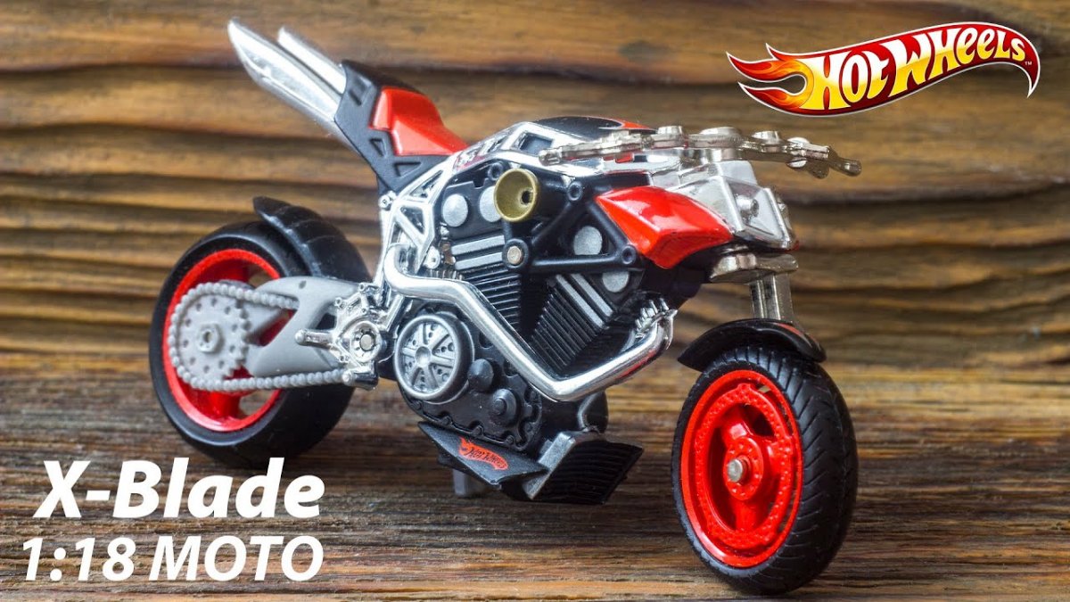 Мотоцикл Bruder Scrambler Ducati Cafe Racer с мотоциклистом (63-050) 1:16 19 см