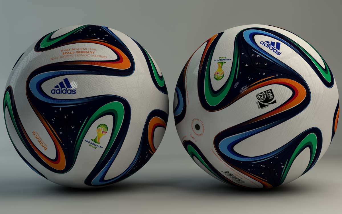 Футбольный мяч adidas Brazuca