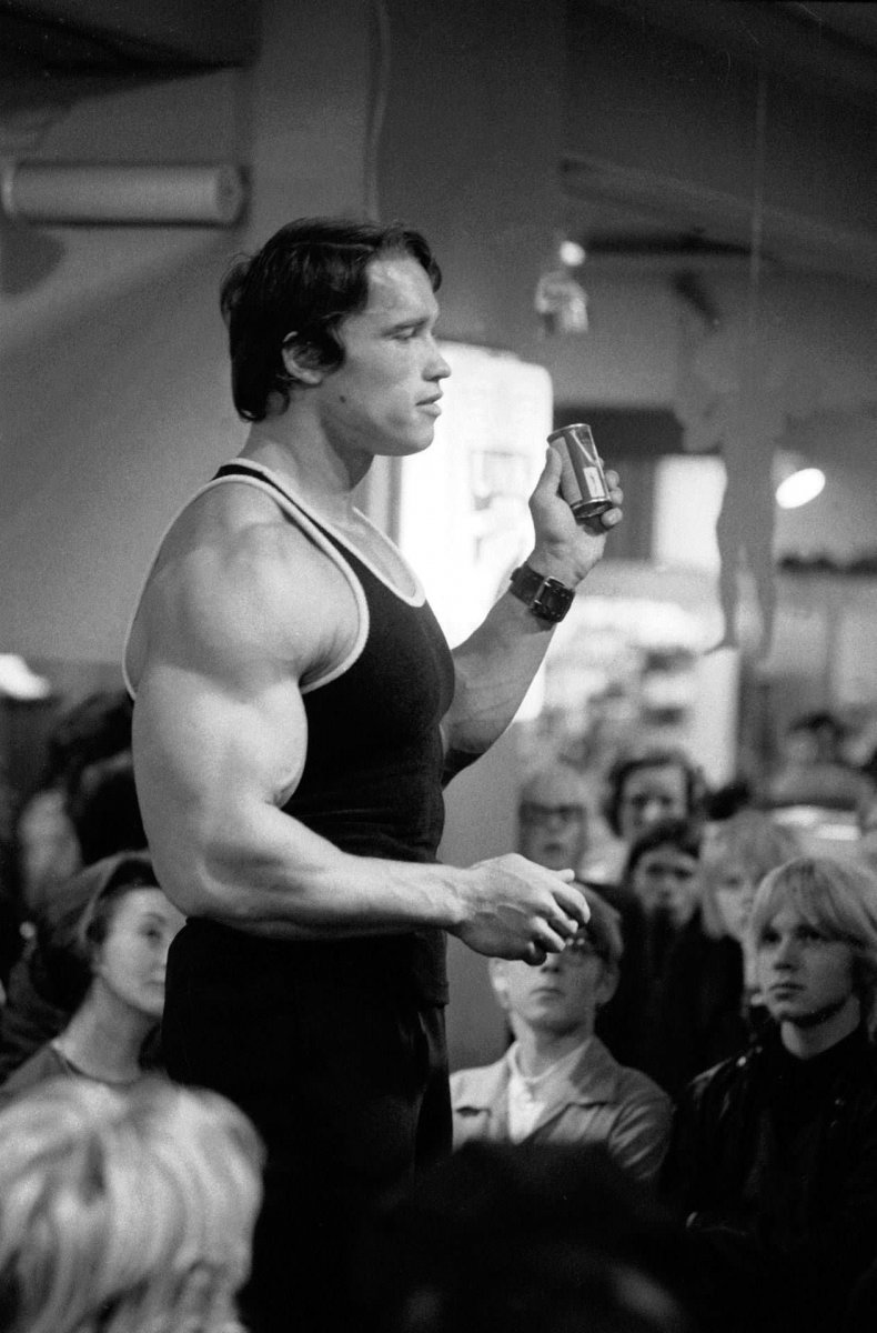 Arnold Schwarzenegger в молодости тренировки