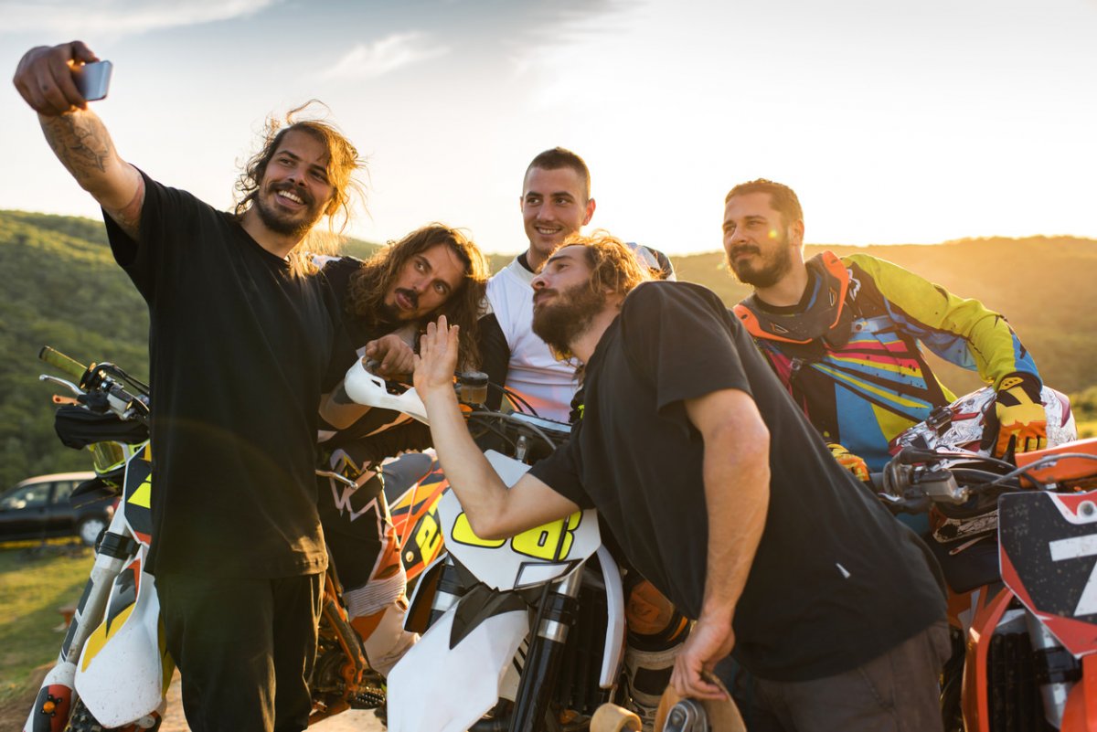 2 Bikers selfie
