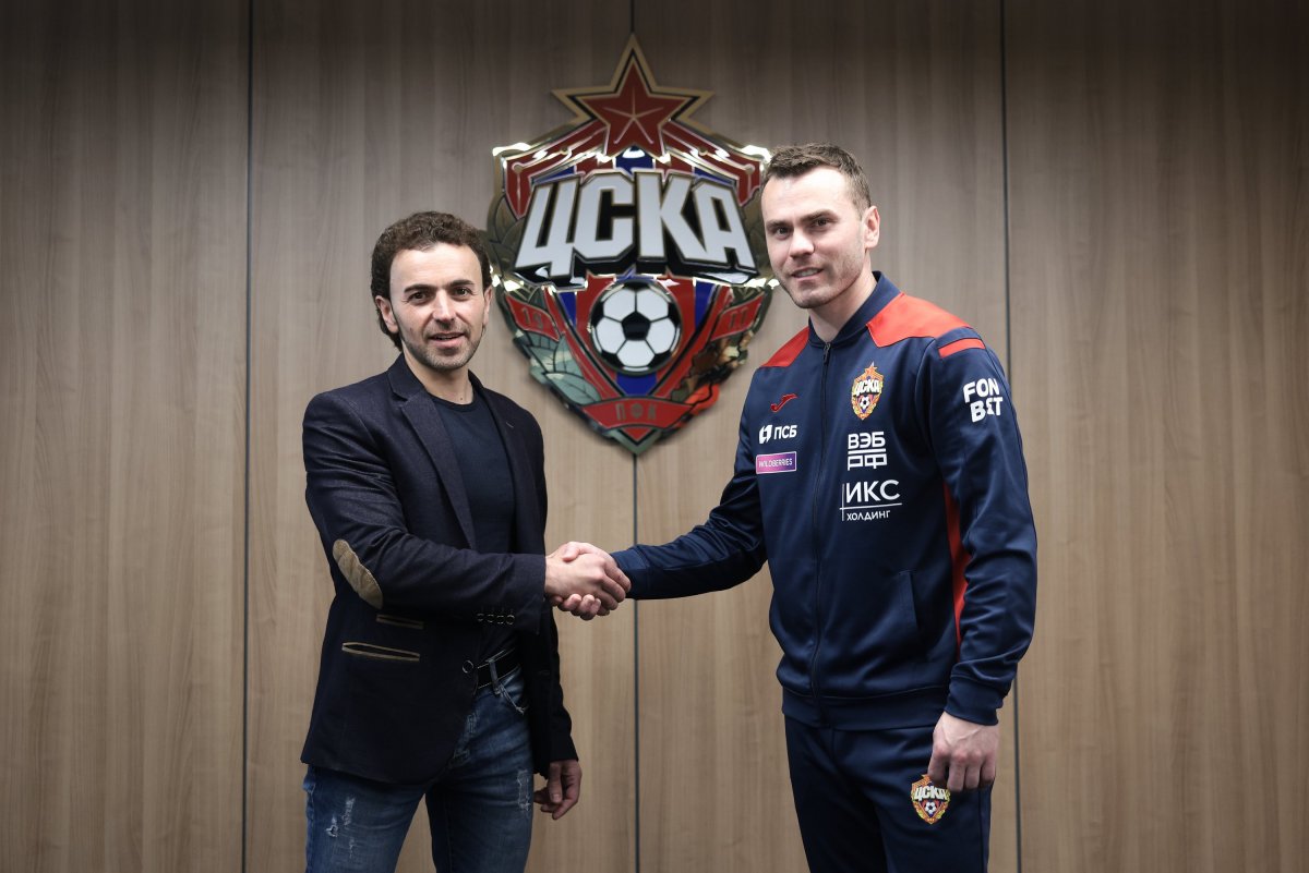 Игорь Акинфеев