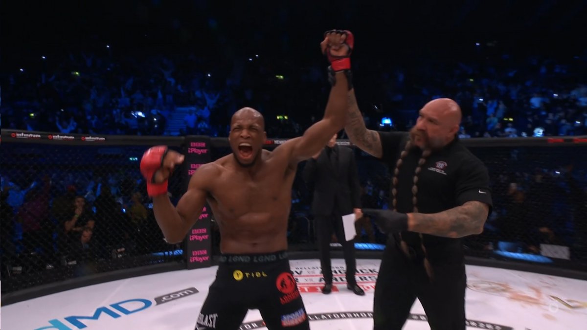 Майкл пейдж Дуглас Лима бой