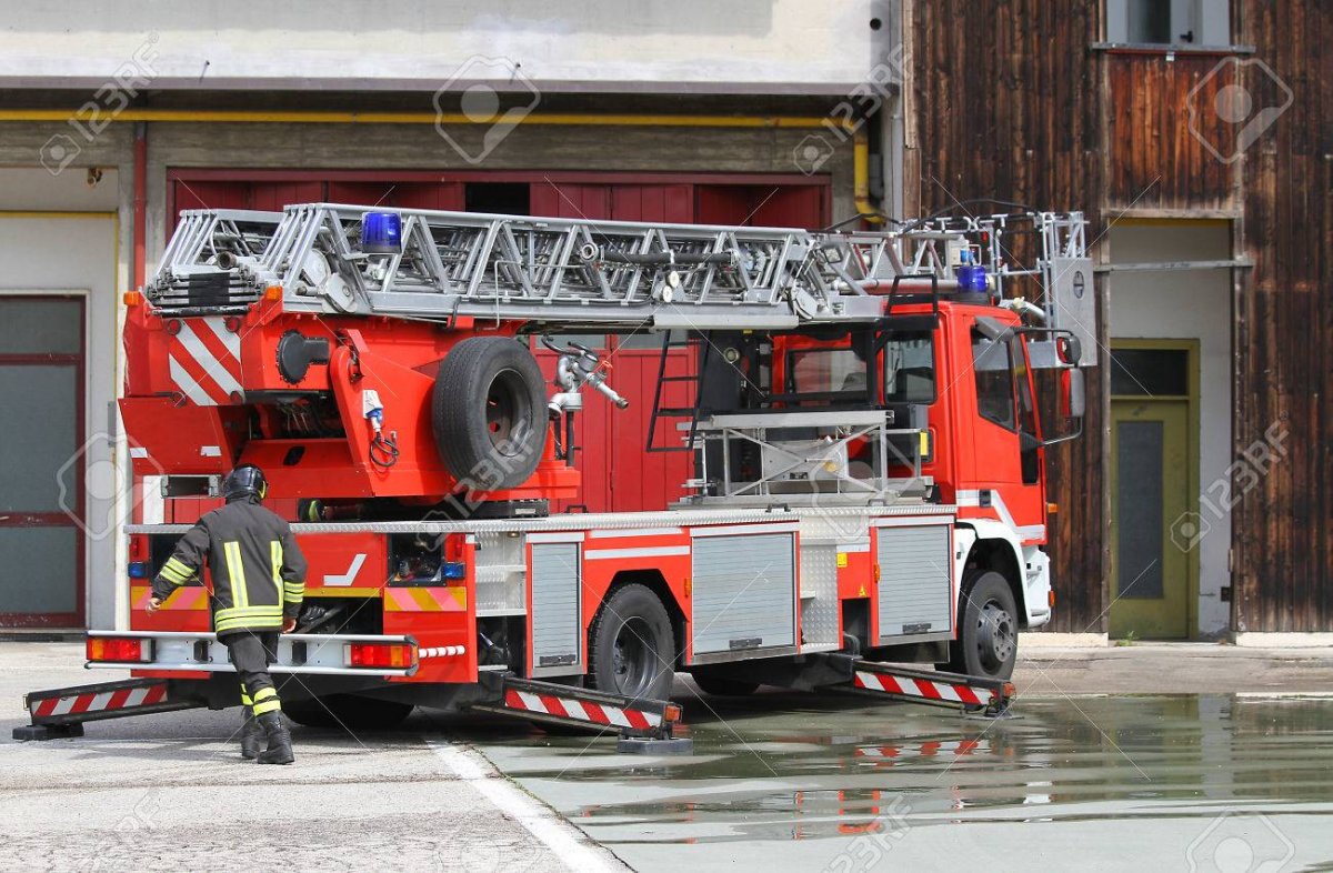 Итальянская пожарная машина