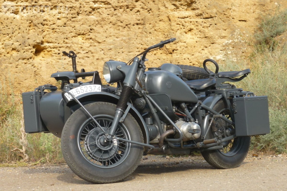 БМВ р750 мотоцикл