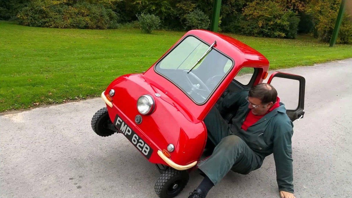 Самый короткий автомобиль