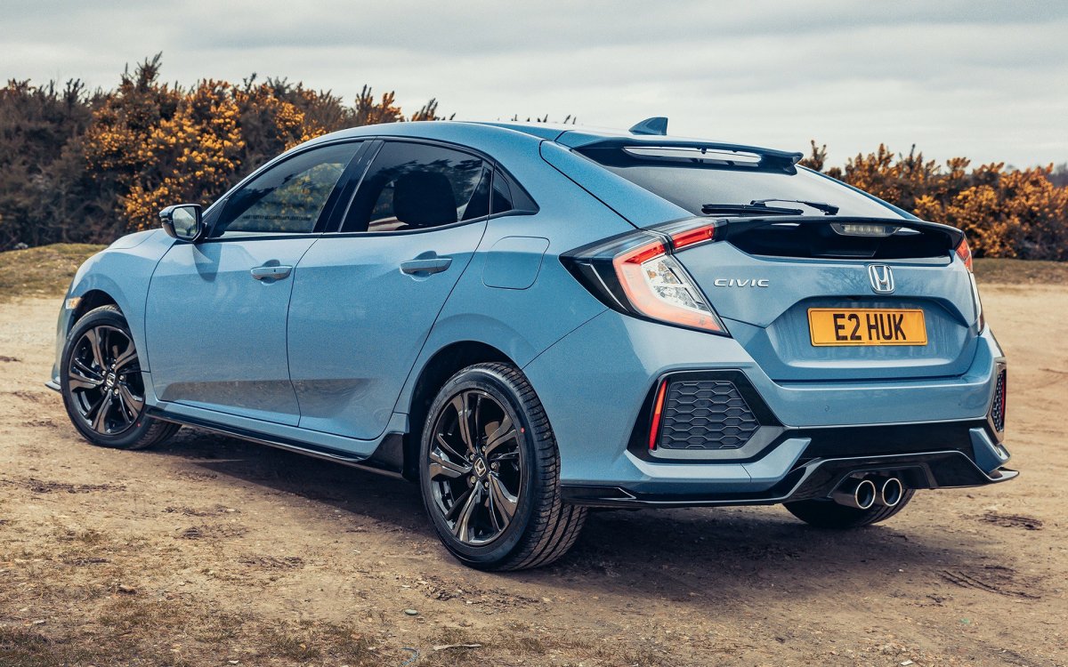 Honda Civic 2017 хэтчбек