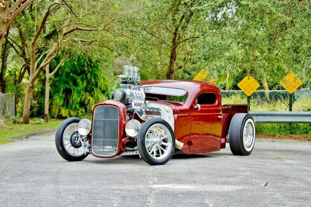 Custom Classic cars