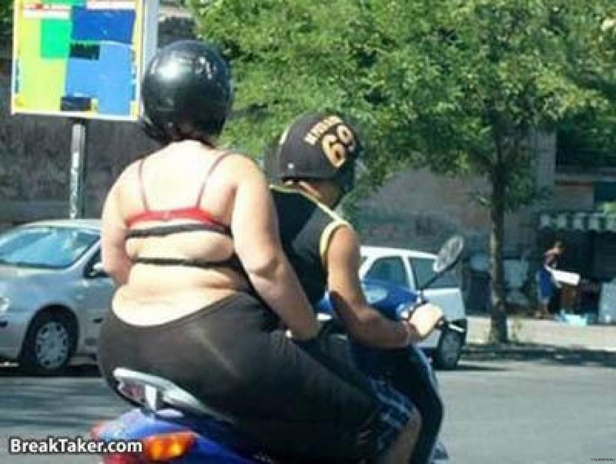 Толстые девушки на мотоциклах